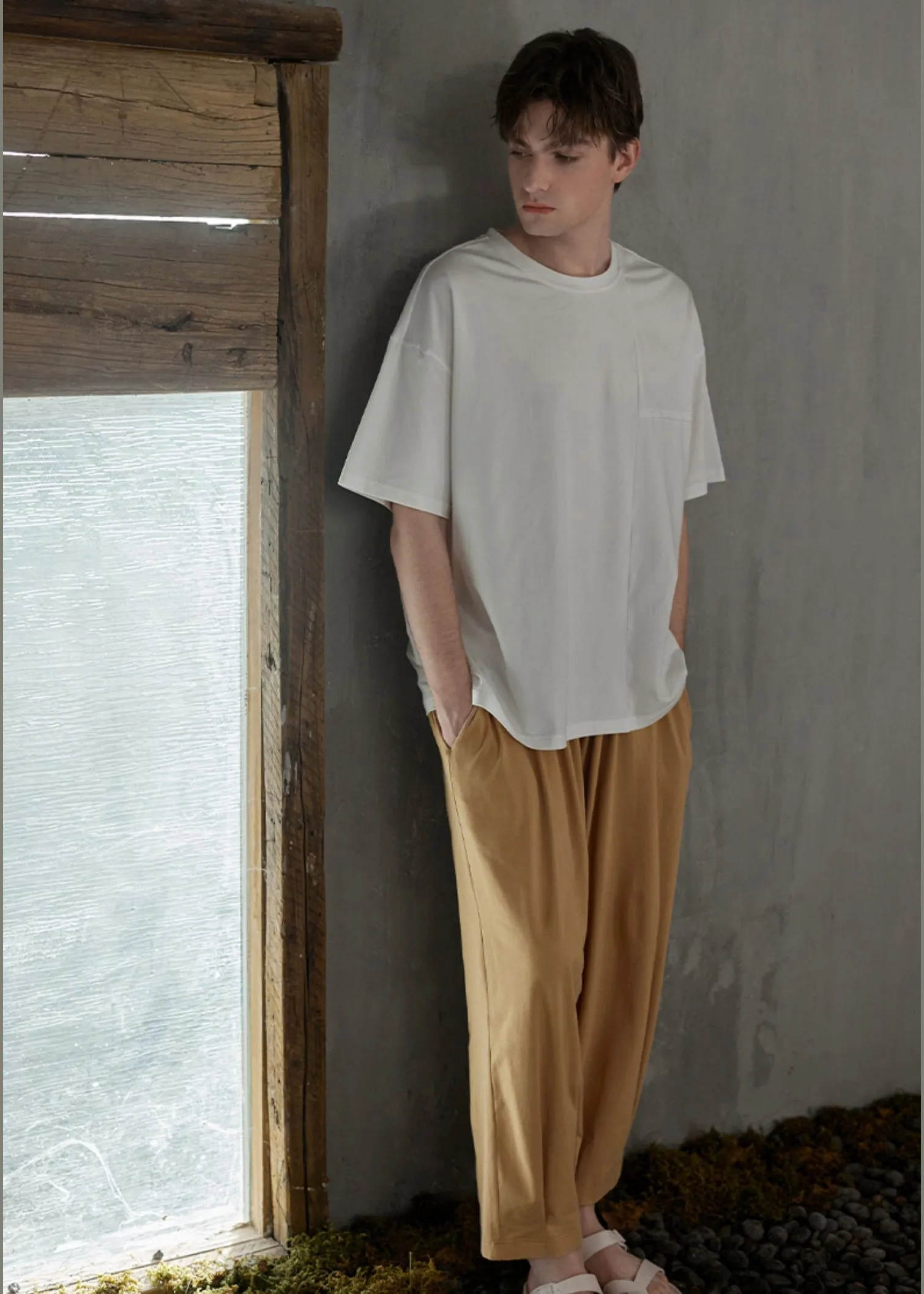 Man White O-Neck Cotton Pajamas Two Piece Set Summer
